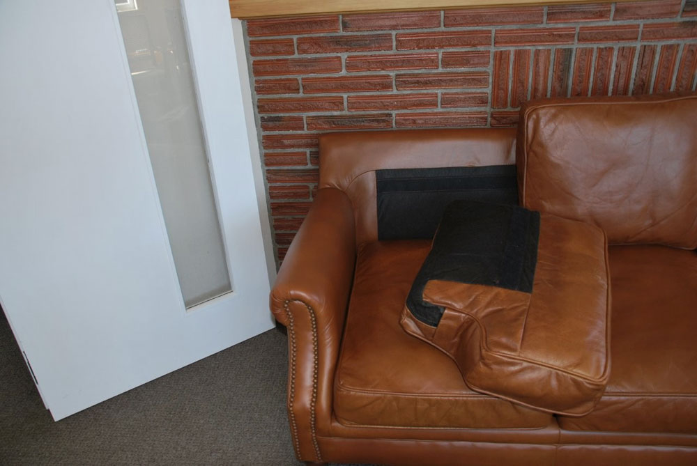 Leather couch after restoration work Leather couch after restoration work